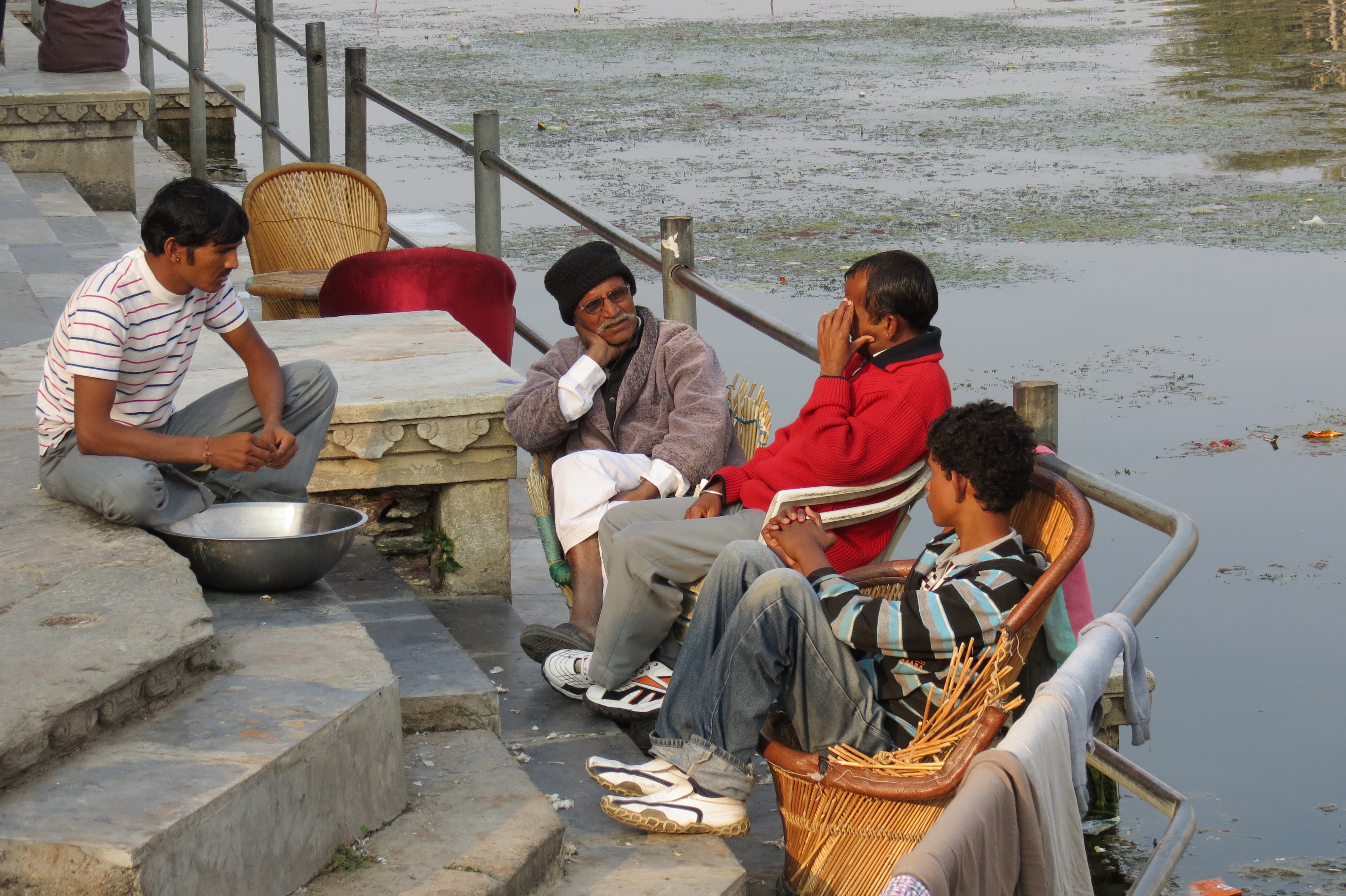 Luca Errera, Daniela Trastulli, India, Rajasthan, Udaipur, uomini, lago