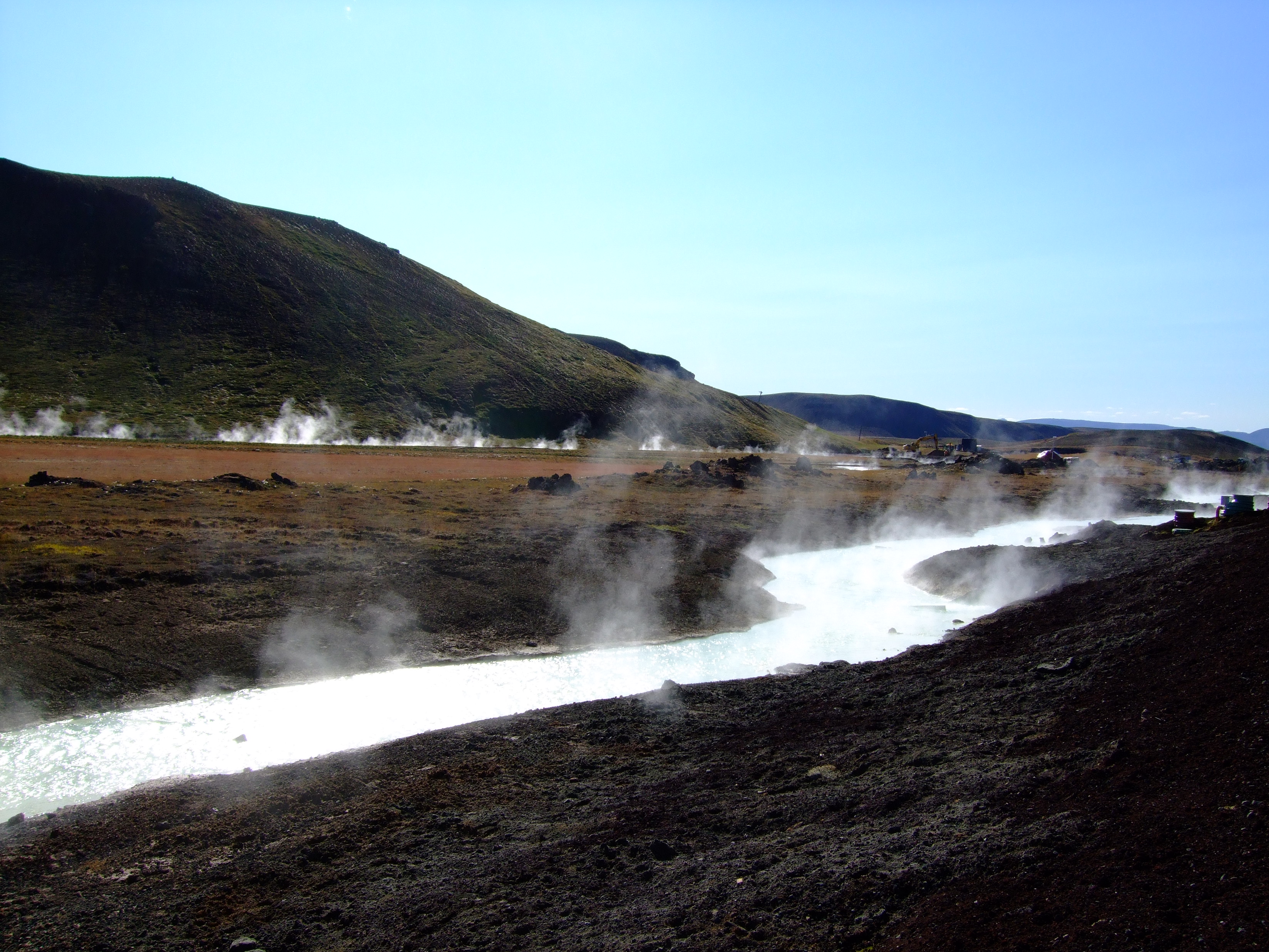 Luca Errera, Daniela Trastulli, Islanda, Krafla, attività geotermiche